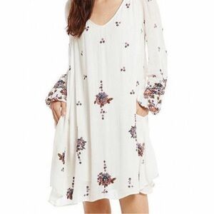 Free People Oxford Embroidered White Mini Dress Long Sleeves women’s size M